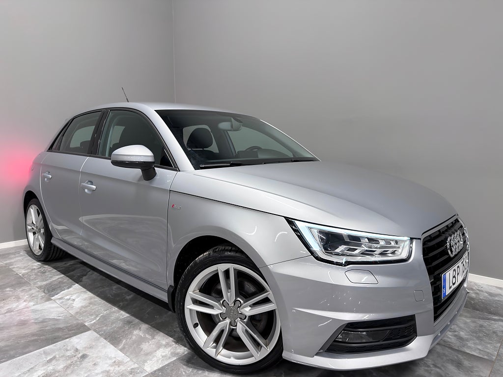 Audi A1 Sportback 1.4 TFSI  S Line/Nyservad/Bi xenon/BT/125HK