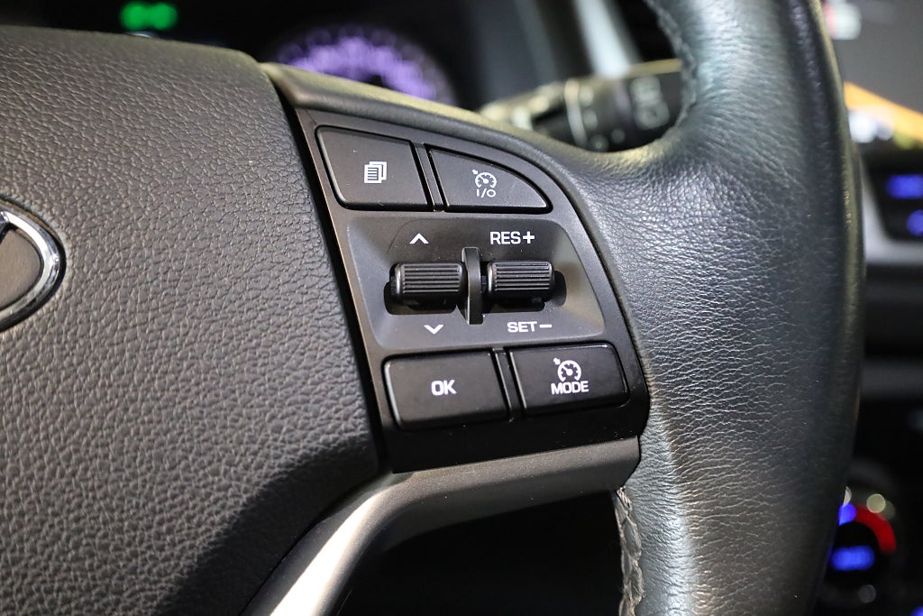 Hyundai Tucson 2.0 CRDi 4WD Premium Pano Navi Kamera M-Värme Läder