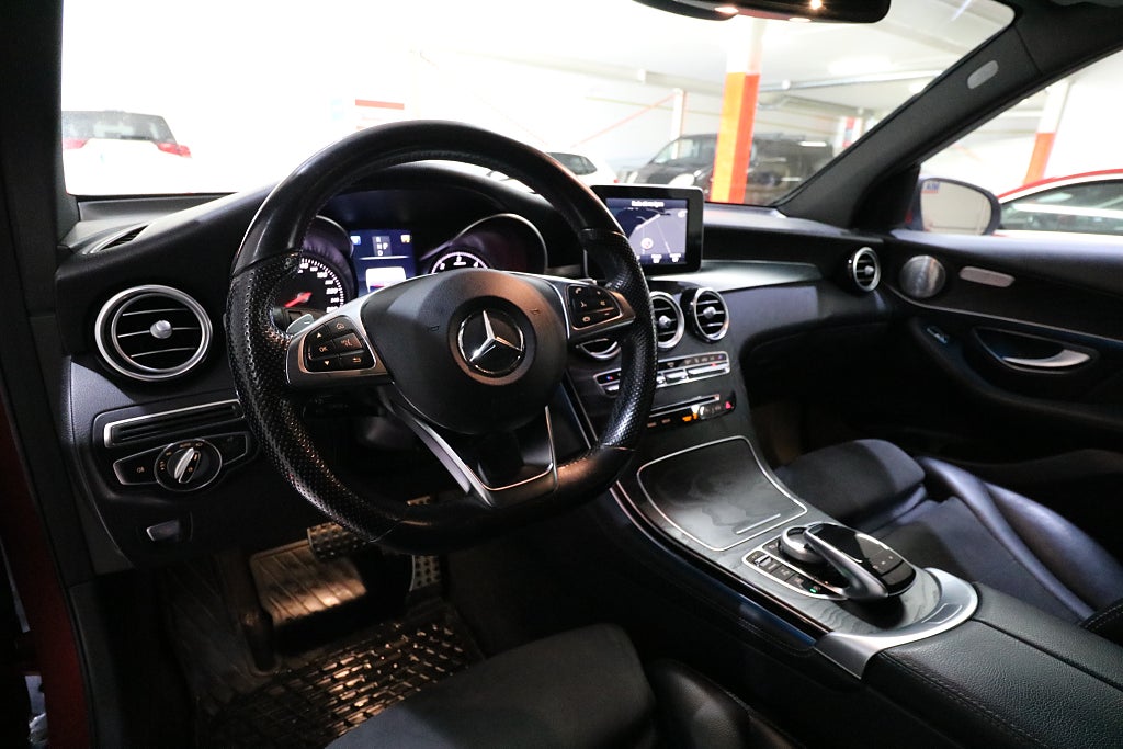 Mercedes-Benz GLC220 d 2017 - miniatyr 9