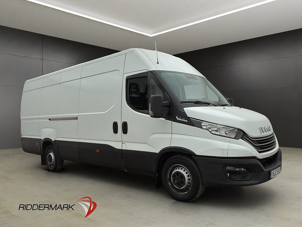 Iveco Daily L4H2 2.3JTD Värmare 3-Sits PDC Bluetooth Moms