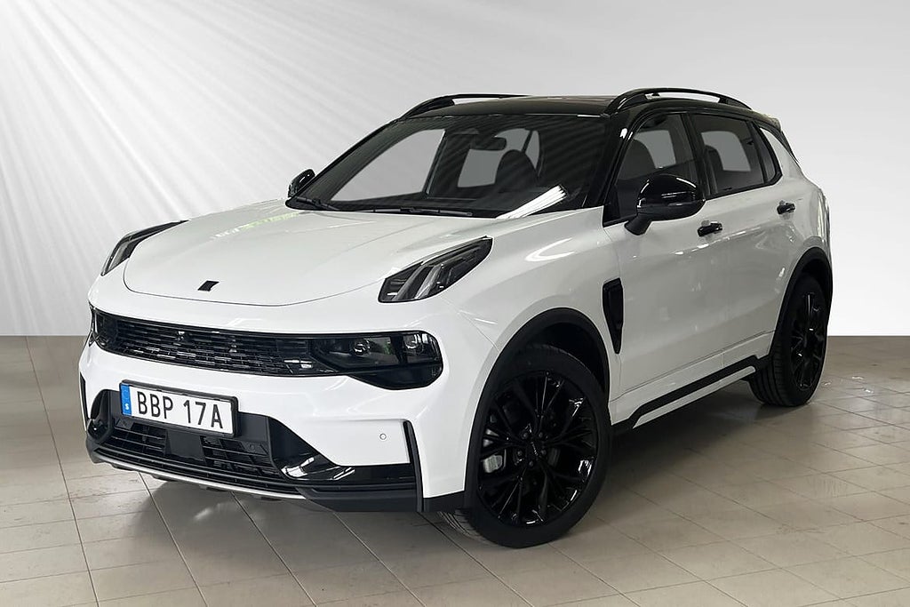 Lynk & Co 01 More PHEV