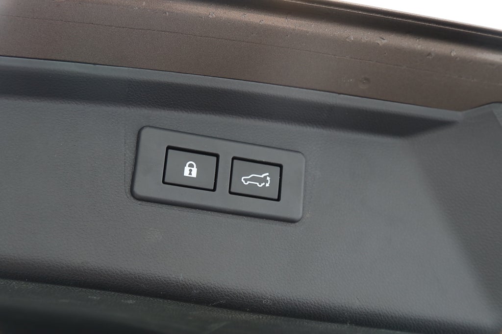 Subaru Outback 2,5i XFuel Touring AWD Skinn I Taklucka I H/K I Drag 2022