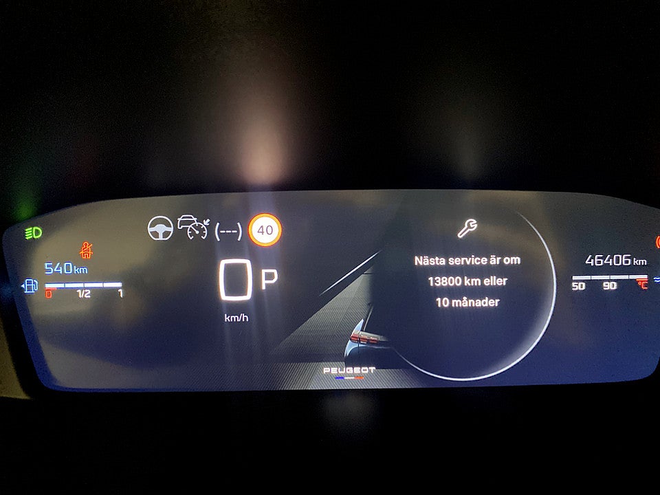 Bild på Peugeot 2008 Allure 1.2 PT 130hk Aut BACKKAMERA CARPLAY