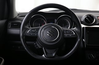 Halvkombi Suzuki Swift 8 av 20