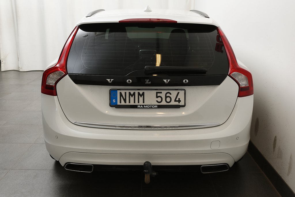 Volvo V60 D6 Plug-in Hybrid Momentum AWD Aut Skinn VOC Drag 2014