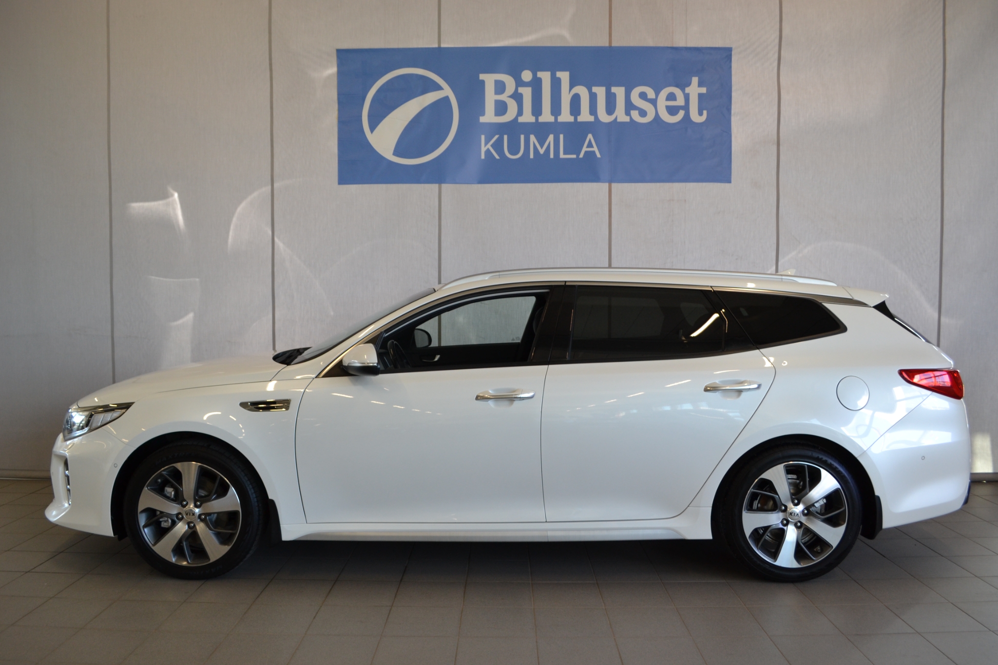 Kia Optima 2018, kuva 2/40