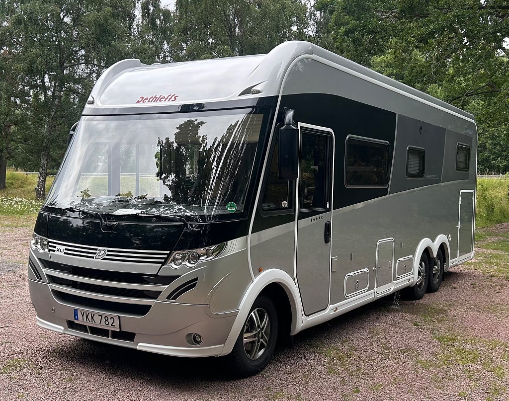 Dethleffs Xli 7850 Globetrotter Premium välutrustad  ,Topp Skick, fullserv