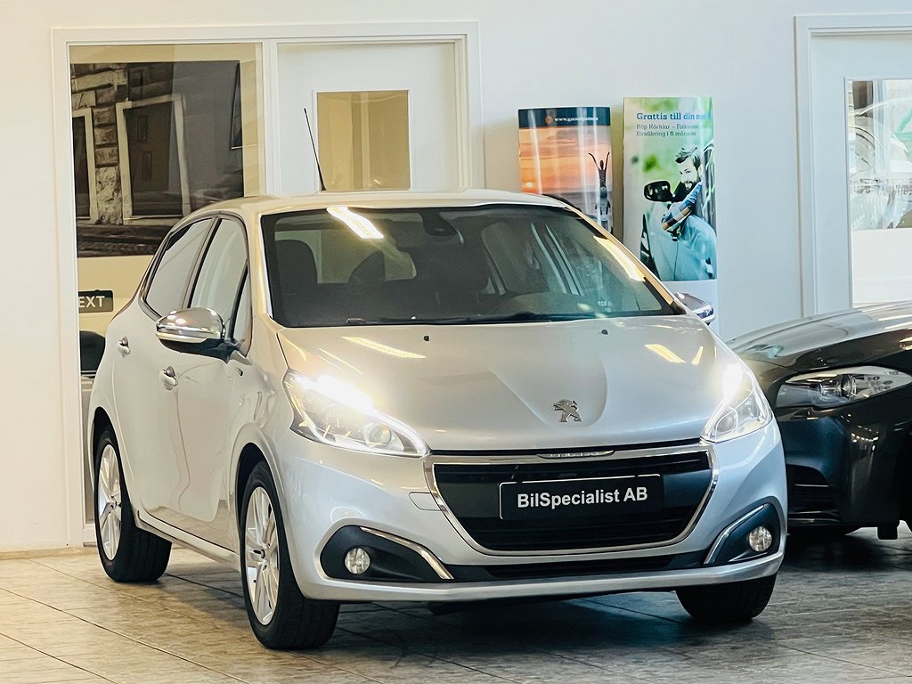 Peugeot 208 1.2 VTi  Lågmilare 1/ägare 5-dörrar NY-BES 82hk