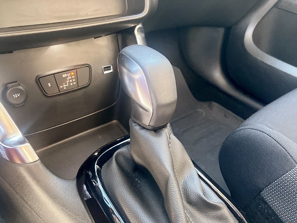 Bild på Citroën C3 Aircross Shine 1.2 PT 130hk Aut - CARPLAY, P-SENSORER BAK