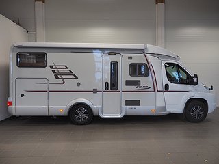 Husbil-halvintegrerad Hymer T 674 SL 2 av 19
