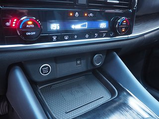 SUV Nissan Qashqai 13 av 23