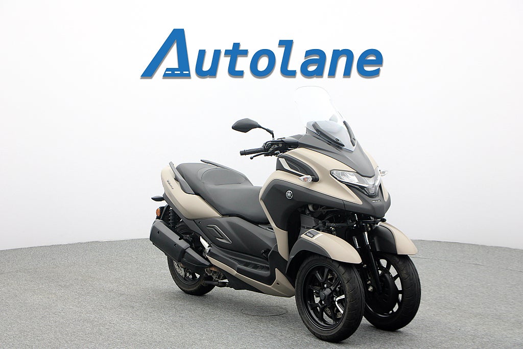 Yamaha Tricity 300 *RESERVERAD*