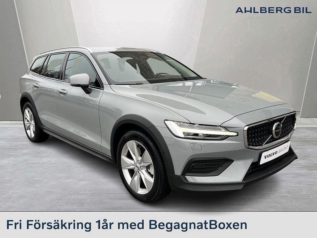 Volvo V60 Cross Country B4 AWD Diesel Core, Klimatpaket, Dragkrok Halvautomatisk, Parker