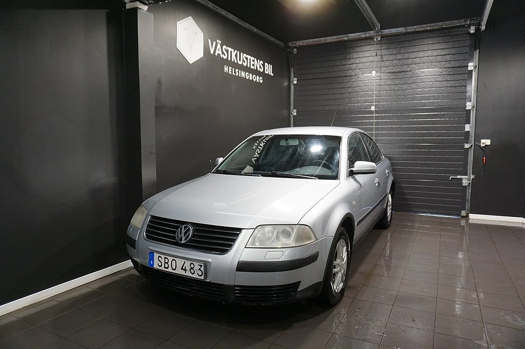 Volkswagen Passat 1.8 T Comfortline, Låg Mil 150hk