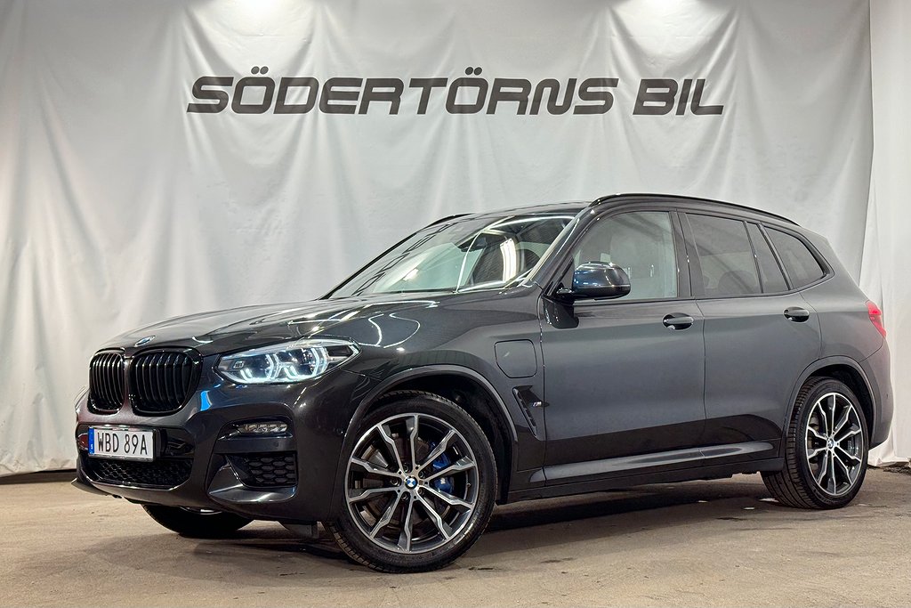 BMW X3 xDrive30e M-SPORT DRAG KAMERA SVARTOPTIK 20"ALU MOMSBIL