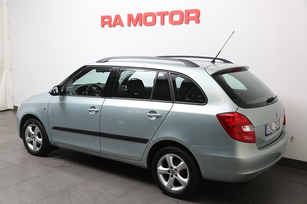 Skoda Fabia 1,2 69hk Kombi l 5812mil l Nybesikt l 1ägare 2010