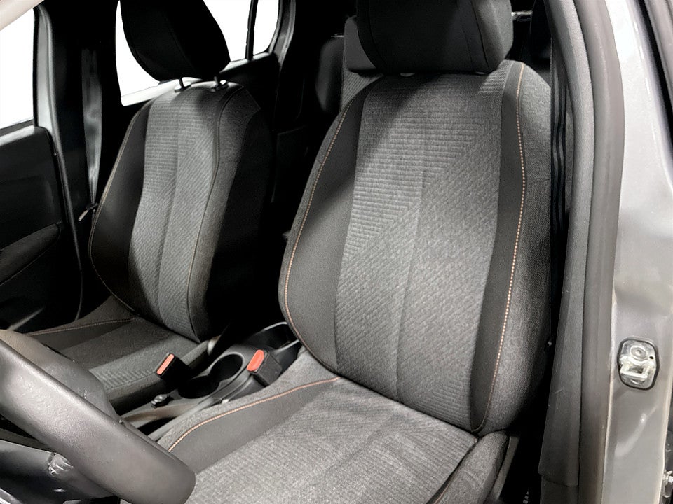 Bild på Peugeot 208 Style Hybrid 100hk Aut CARPLAY BACKSENSORER
