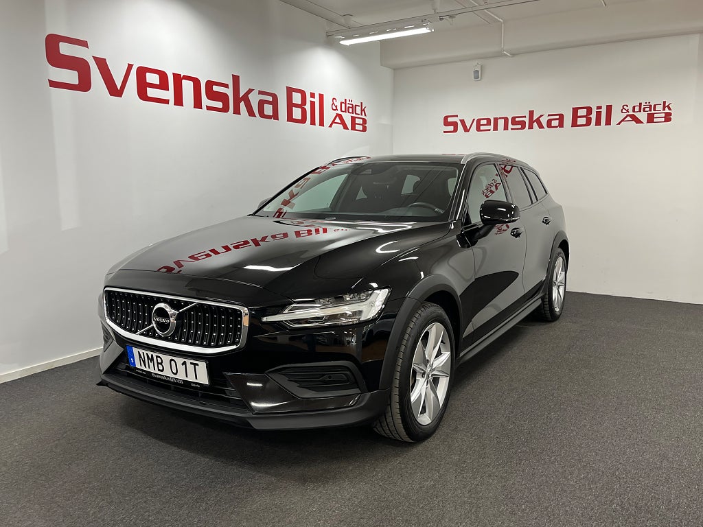Volvo V60 Cross Country B4 AWD AUT Momentum Drag 2,99% ränta 
