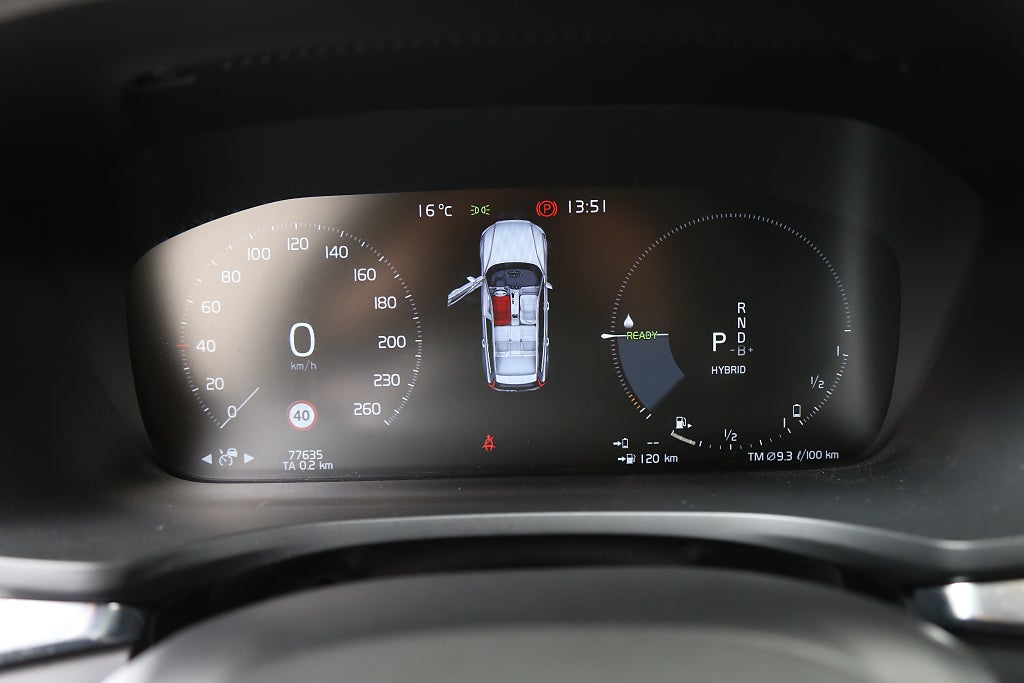 Volvo V60 Recharge T8 392hk R-Design Pro Edition III AWD B&W Pano