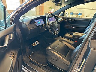 SUV Tesla Model X 11 av 25