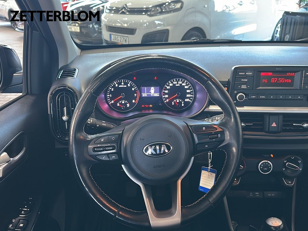 Halvkombi Kia Picanto 12 av 17