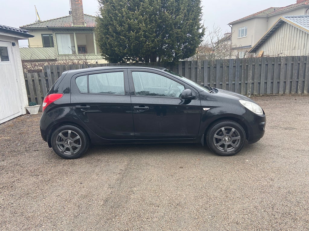 Hyundai i20 5-dörrar 1.4 Select Nybes/Nyservad byte/avbet