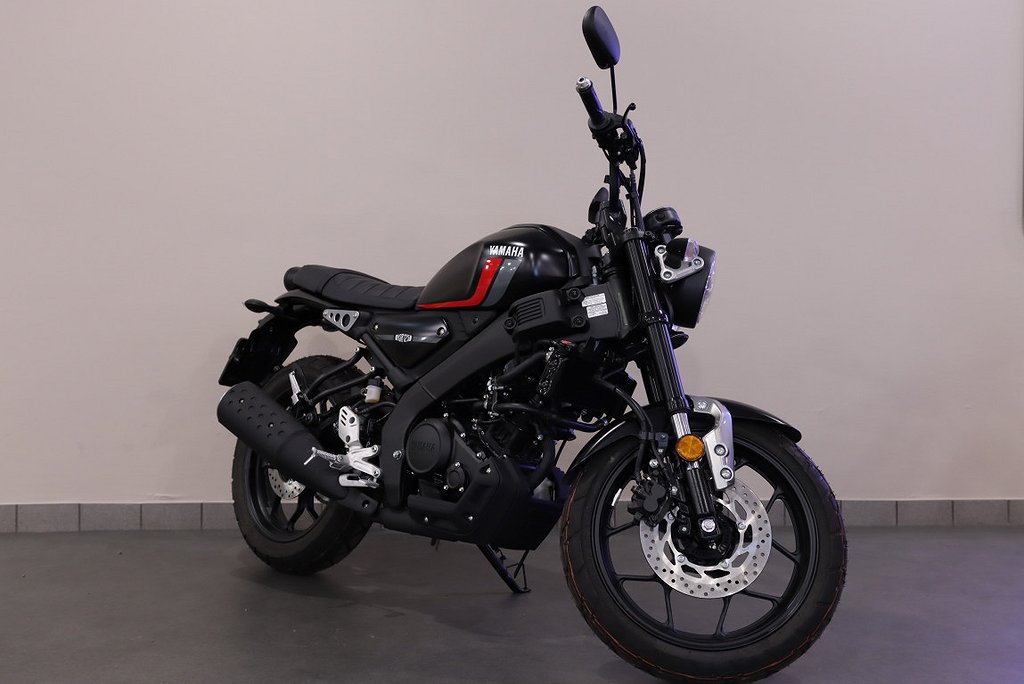 Yamaha XSR125 (Tech Black)