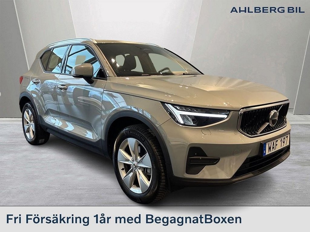 Volvo XC40 B4 FWD Bensin Core SE II,Förarstöd, Parkeringskamera Bak, Bakluc