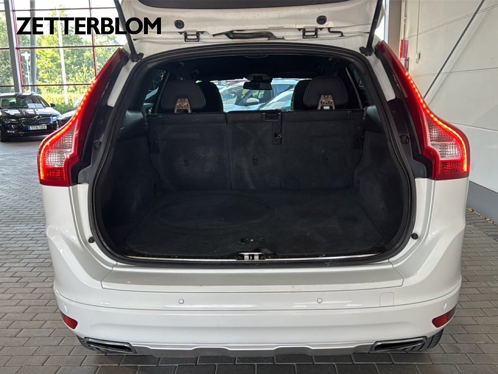 SUV Volvo XC60 6 av 14