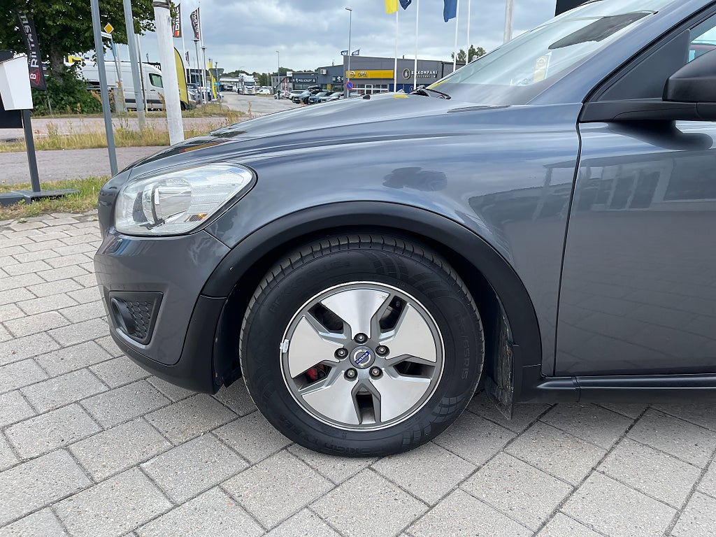 Volvo C30 1.6D DRIVe Momentum 109 hk Dragkrok