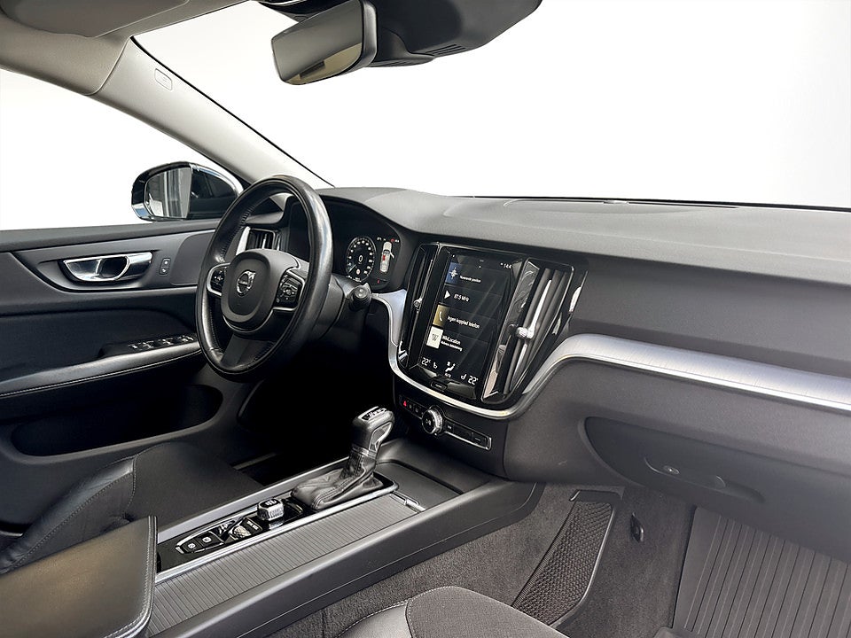 Bild på Volvo V60 Cross Country Advanced D4 Geartronic 190hk Aut 4WD B-KAMERA CARPLAY