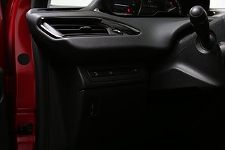 Halvkombi Peugeot 208 12 av 24