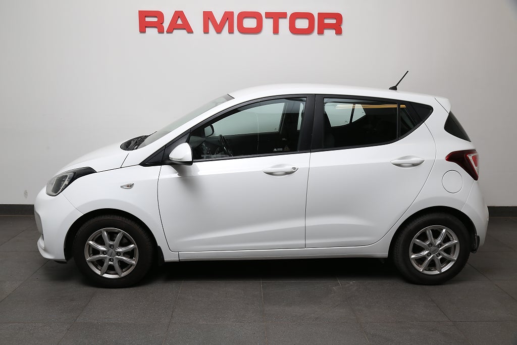 Hyundai i10 1,0 blue 67hk Comfort Automat Extraljus P-sensorer 2018