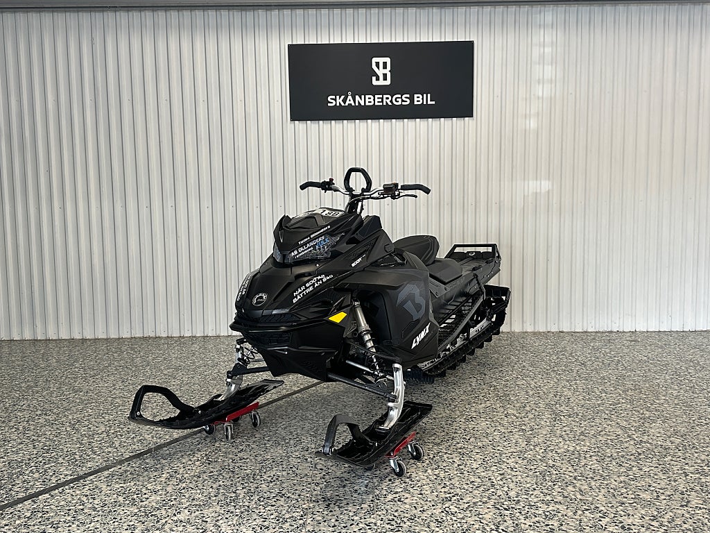 BRP Lynx Boondocker 3900 600 E-Tec