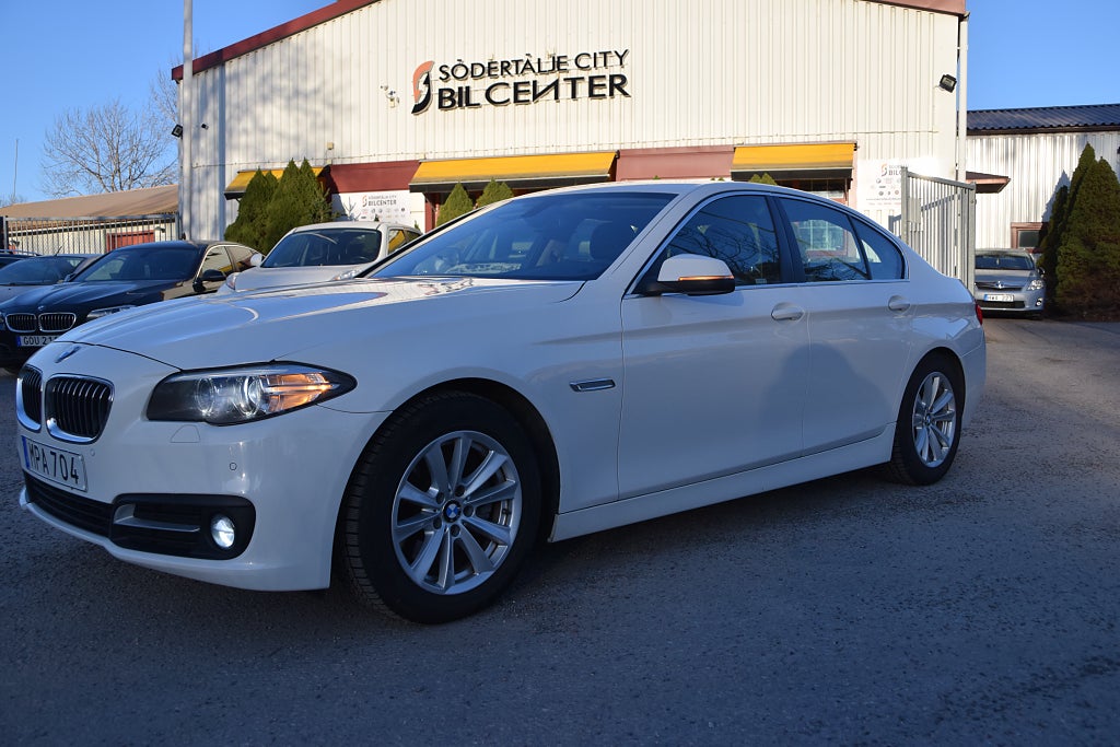 BMW 520d xDrive Sedan Steptronic Euro 6 Navi B-Kamera Skinn
