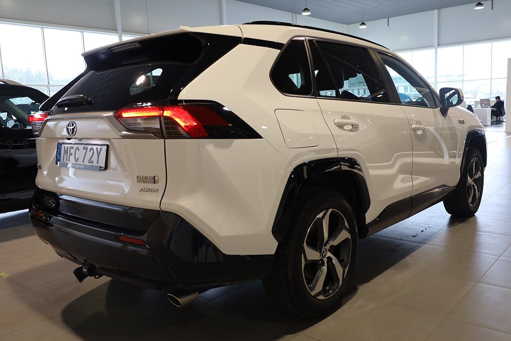 Toyota RAV4 Plug-in Hybrid 306hk AWD / X-Edition / Drag / Kamera 2022