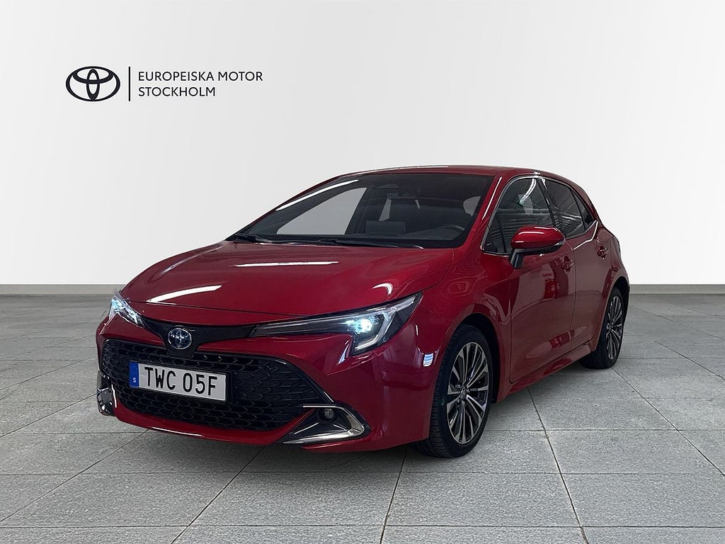 Toyota Corolla HSD / STYLE / / V-HJUL / AU-GARANTI
