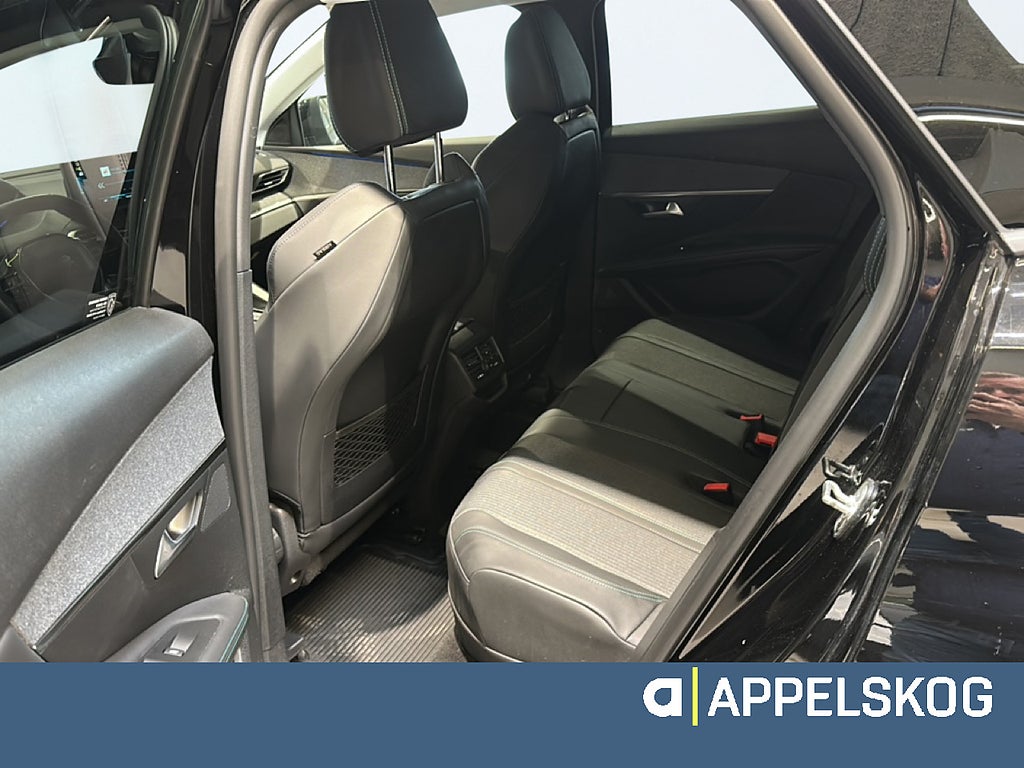 Peugeot 3008 Allure Plug-in Hybrid4 300hk |RÄNTA 3,99%|V-HJUL INGÅR| thumbnail