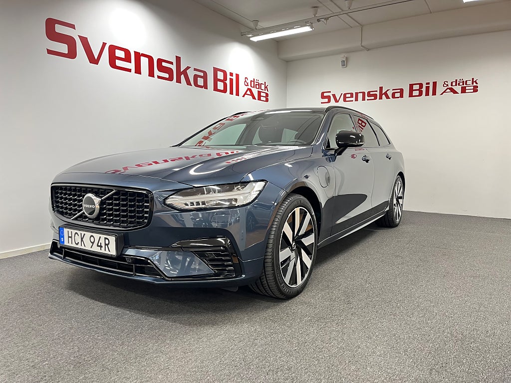 Volvo V90 T6 Plug-In Hybrid AWD Plus Dark Edition H/K 2,99% ränta