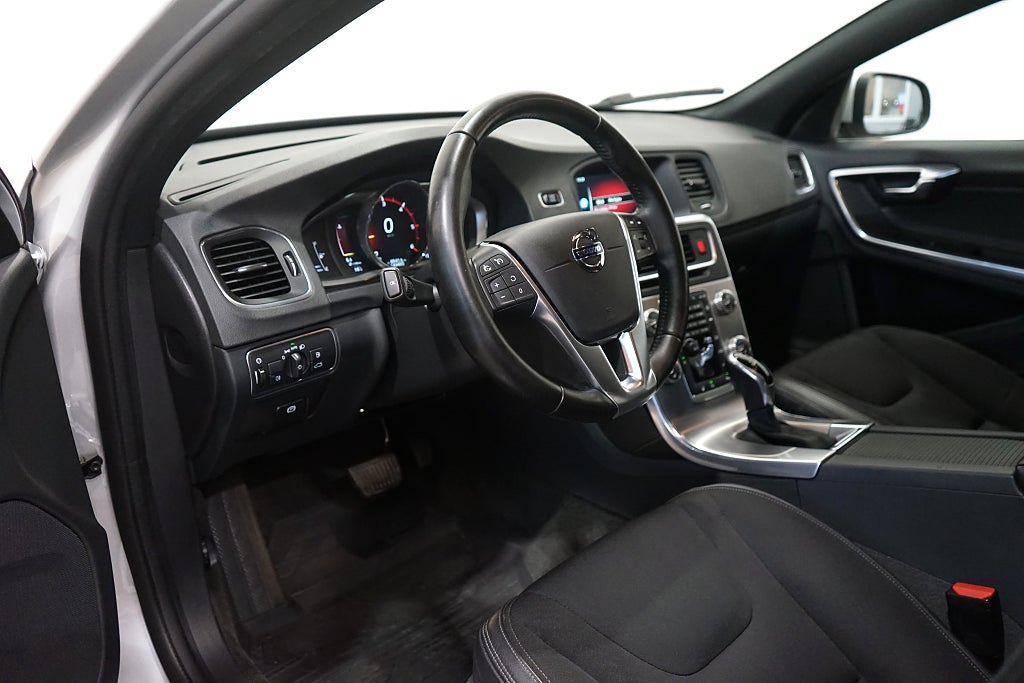 Volvo V60 D4 Geartronic Momentum Automat Värmare 177hk