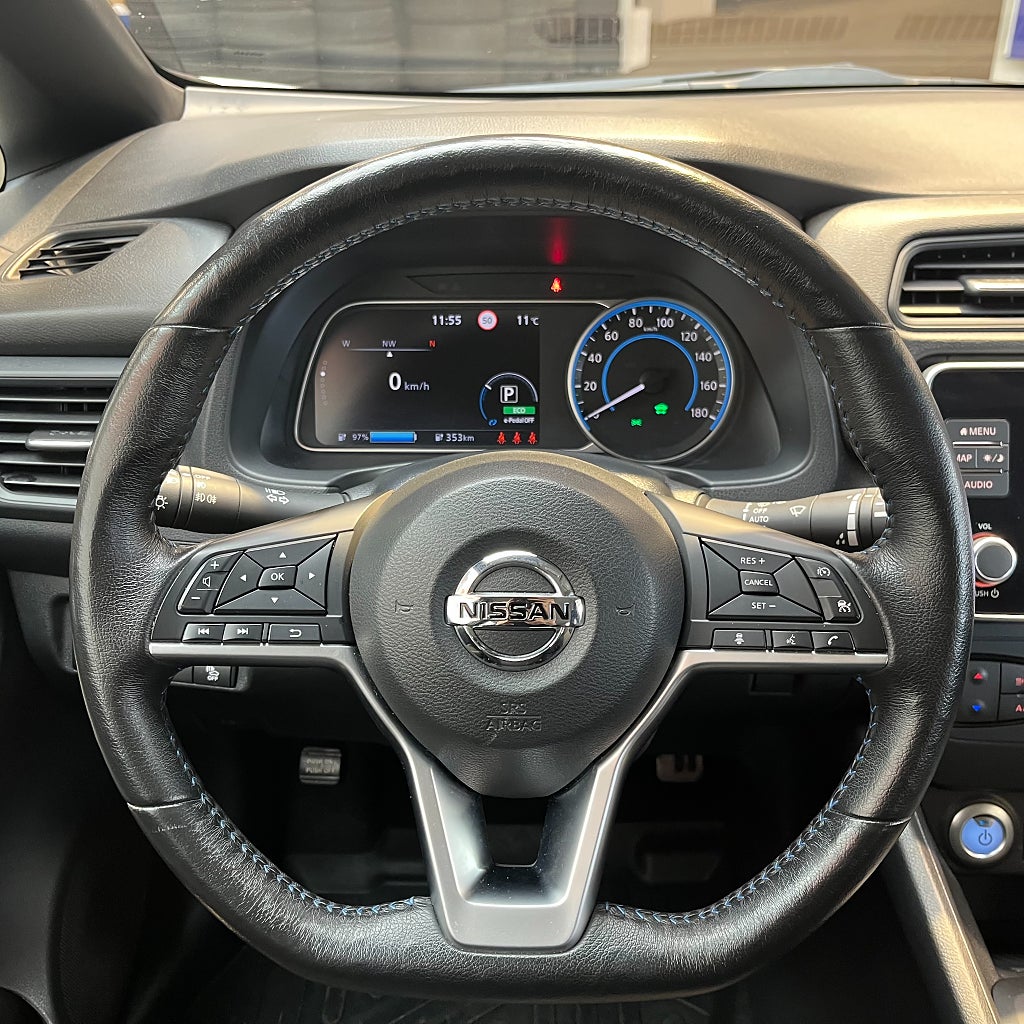 Nissan Leaf e+ 62 kWH 217HK Acenta 360° Navigation Apple Carplay