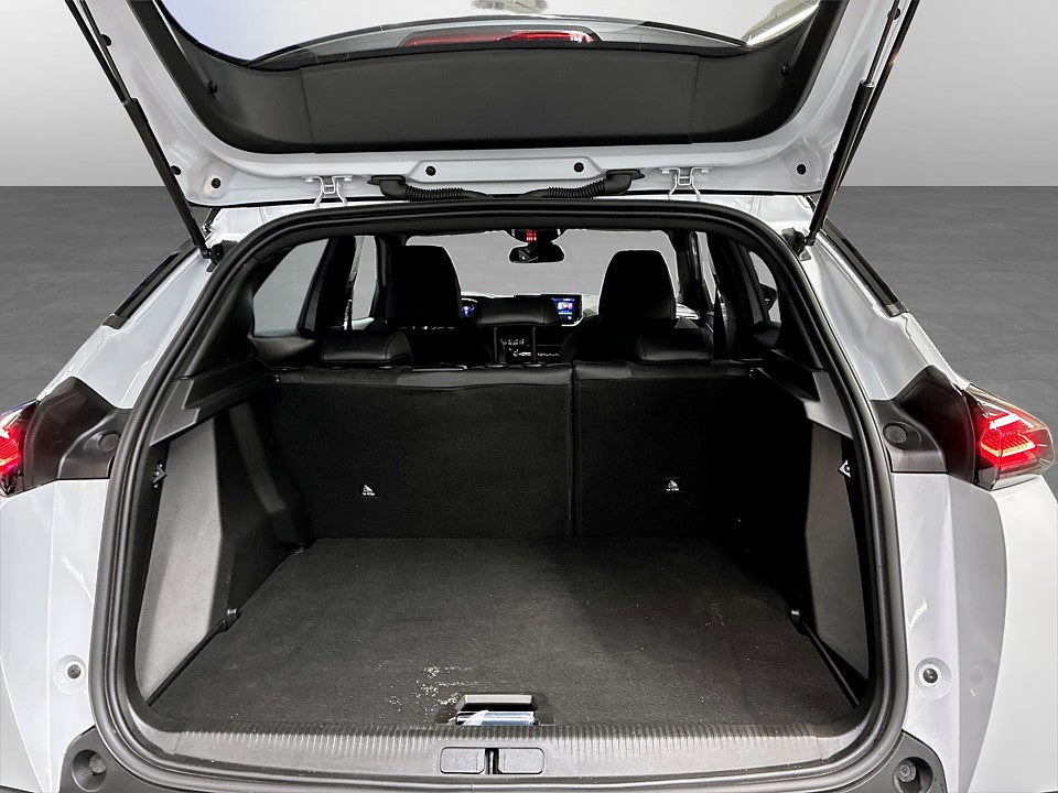 Bild på Peugeot 2008 GT Hybrid 145hk Aut B-KAMERA ELSTOL CARPLAY