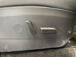 Tesla Model Y Long Range AWD Drag/360°/förkond app/skinn/Pano/S&Vdäck – bild 17