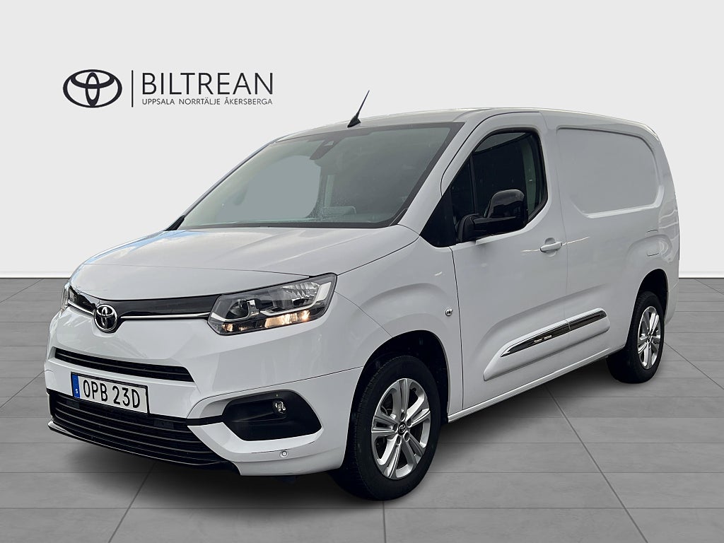 Toyota ProAce City Long 1.5D 130 hk aut Professional Vhjul! 