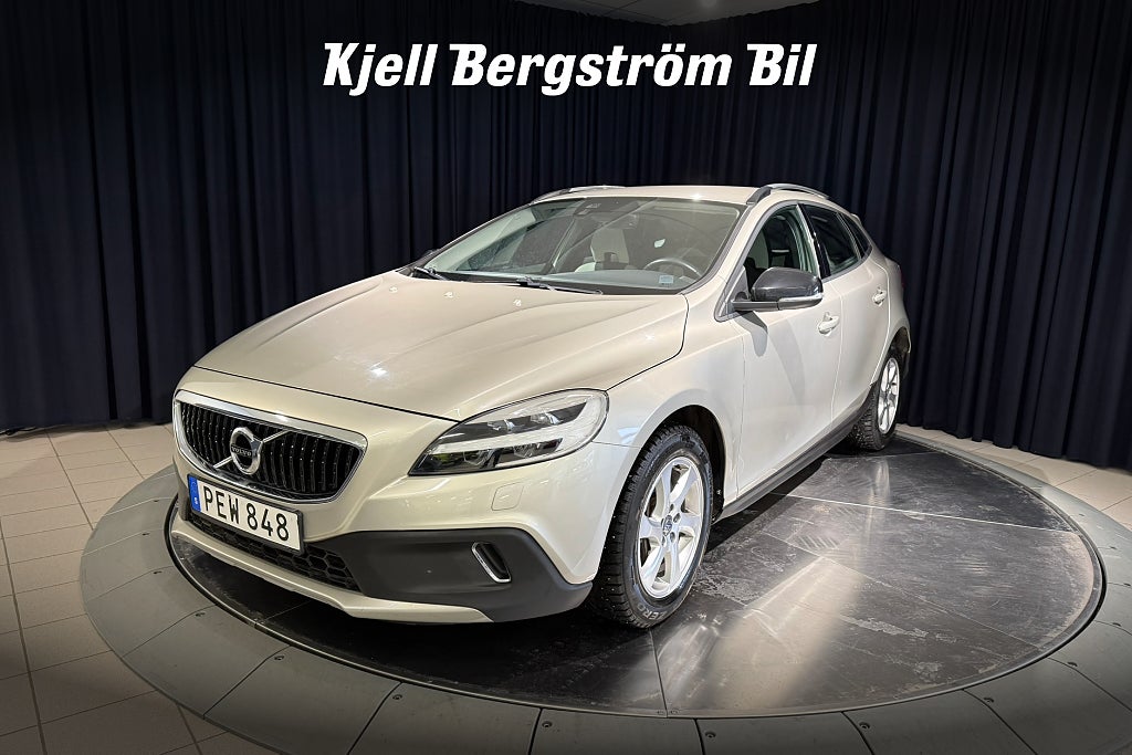 Volvo V40 Cross Country T3 Momentum En ägare