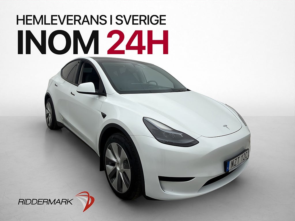 Tesla Model Y Standard Range 299hk MOMS Drag Pano Kamera