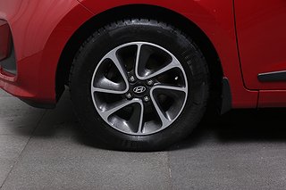 Halvkombi Hyundai i10 8 av 21