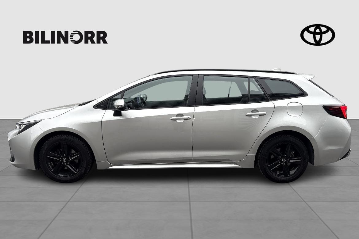 Toyota Corolla Active 2023, bild 5/10