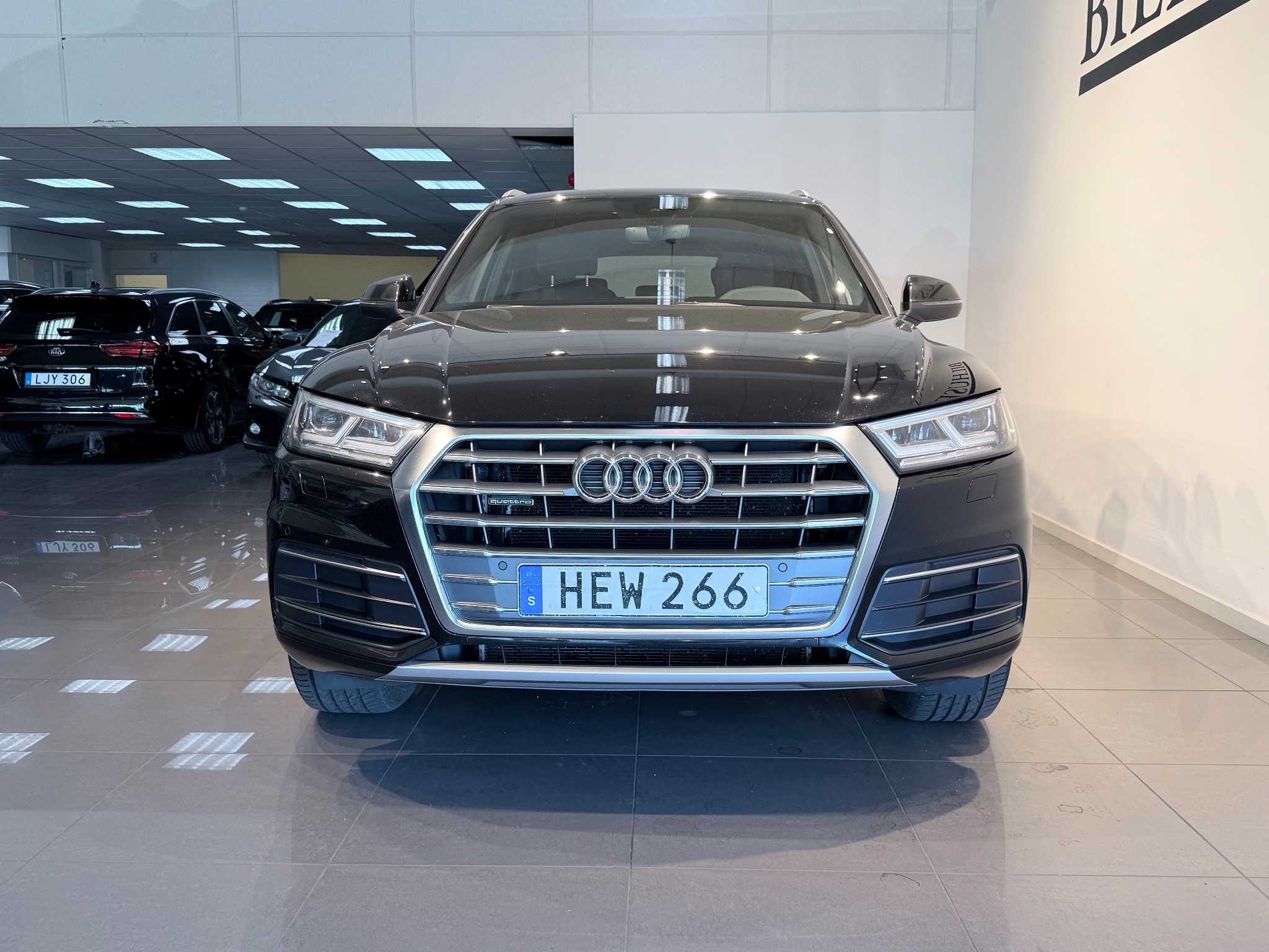 Audi Q5 2.0 TDI quattro S Tronic Proline 2018, bild 2/43