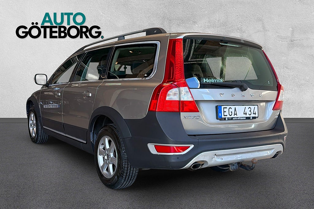 Volvo XC70 2.4D AWD Geartronic Momentum 2-Ägare Dragkrok Välservad